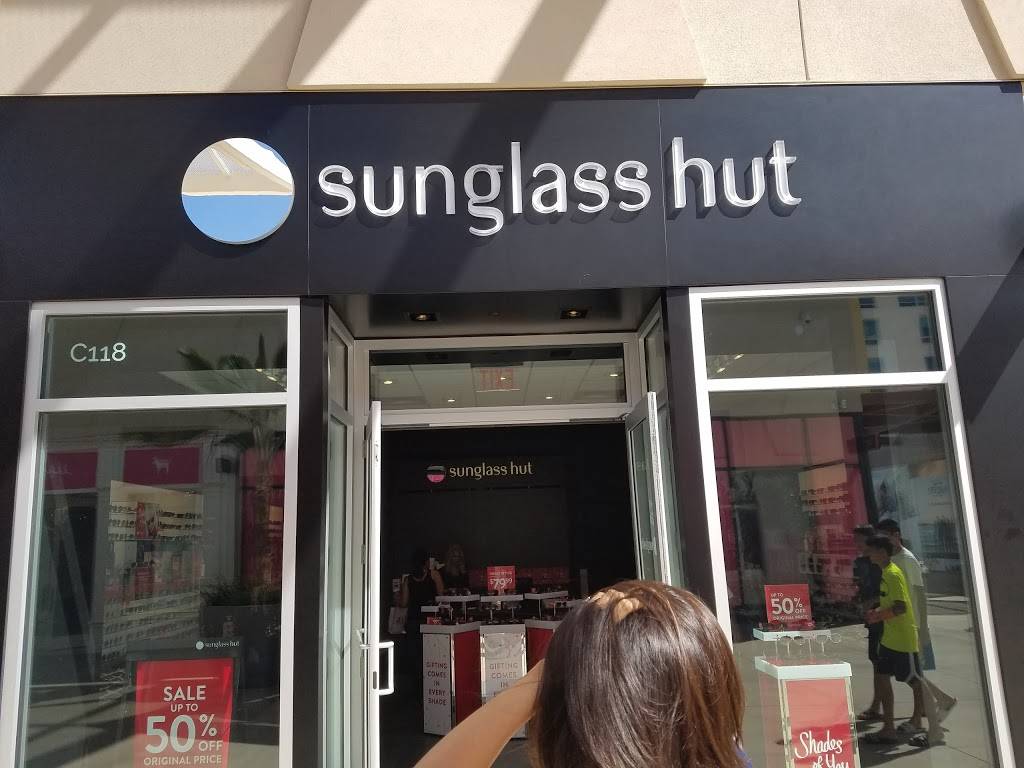 Sunglass Hut | 94-798 Lumiaina St, Waipahu, HI 96797, USA | Phone: (808) 676-0816