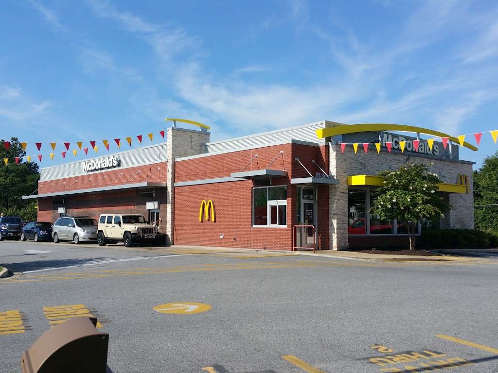 McDonalds | 6906 Ritchie Hwy, Glen Burnie, MD 21061, USA | Phone: (410) 761-6060
