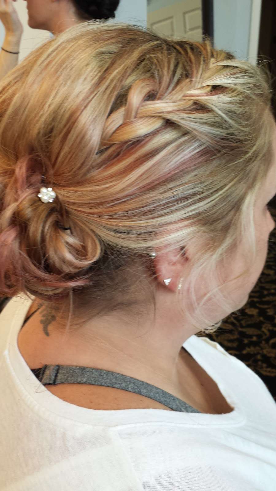 Platinum Salon & Spa Lenexa | 10096 Woodland Rd, Lenexa, KS 66220, USA | Phone: (913) 393-5414