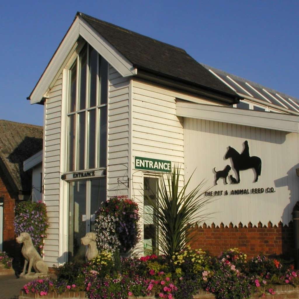 Eastwick Animal Feeds | Eastwick Lodge Farm, Harlow CM20 2QT, UK | Phone: 01279 442388