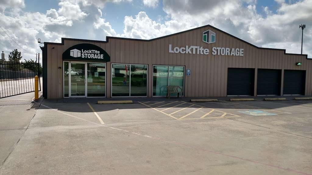 LockTite Storage Pasadena | 5035 Burke Rd, Pasadena, TX 77504 | Phone: (281) 487-7799