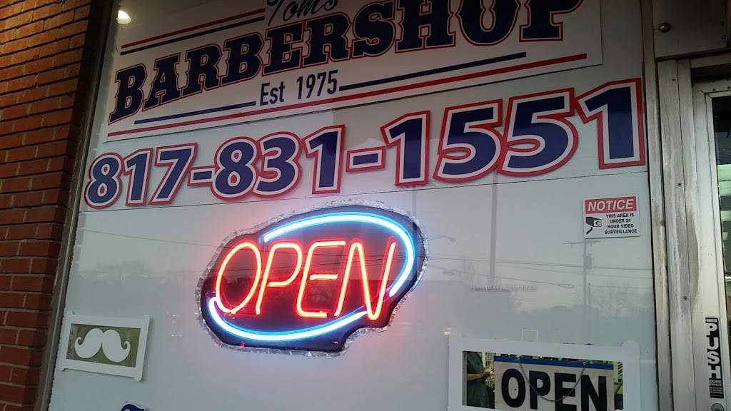 Toms Barber Shop | 732 N Sylvania Ave, Fort Worth, TX 76111, USA | Phone: (817) 831-1551