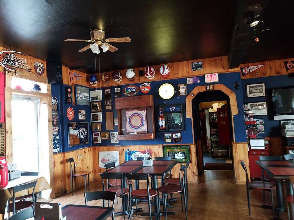 Batters Box Sports Bar & Grille | 10 E Lehigh St, Summit Hill, PA 18250, USA | Phone: (570) 645-7807