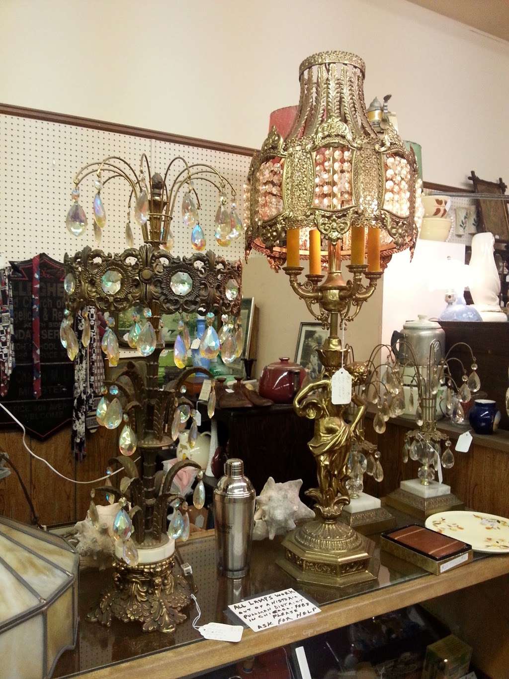 The Antique Market | 3707 N. E, Frontage Rd, Michigan City, IN 46360 | Phone: (219) 879-4084