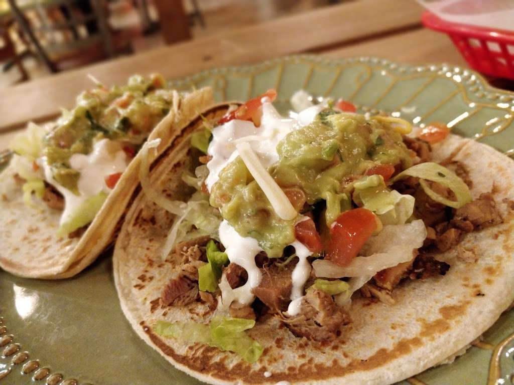 Oscars Burritos Mexican Grill | 34 Massachusetts Ave, Boxborough, MA 01719, USA | Phone: (978) 288-0695