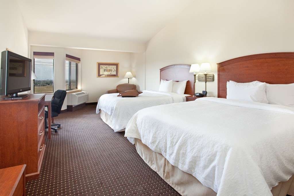 Hampton Inn & Suites Parker | 19010 East Cottonwood Dr, Parker, CO 80138 | Phone: (303) 841-2977