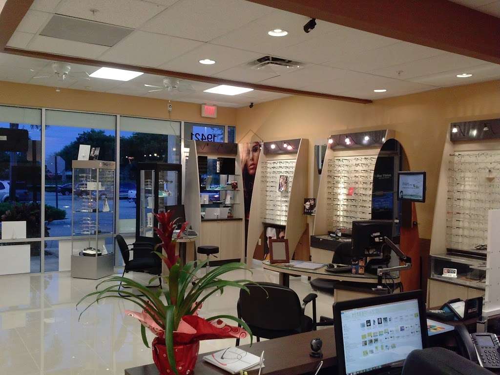 Doc Vision Eye Care Centers | 19421 Sheridan St, Fort Lauderdale, FL 33332, USA | Phone: (954) 621-1321