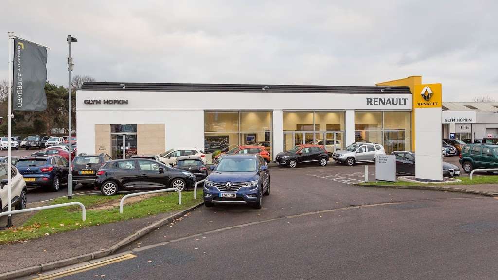 Glyn Hopkin Renault and Dacia St Albans | Lyon Way, St Albans AL4 0QU, UK | Phone: 01727 818040