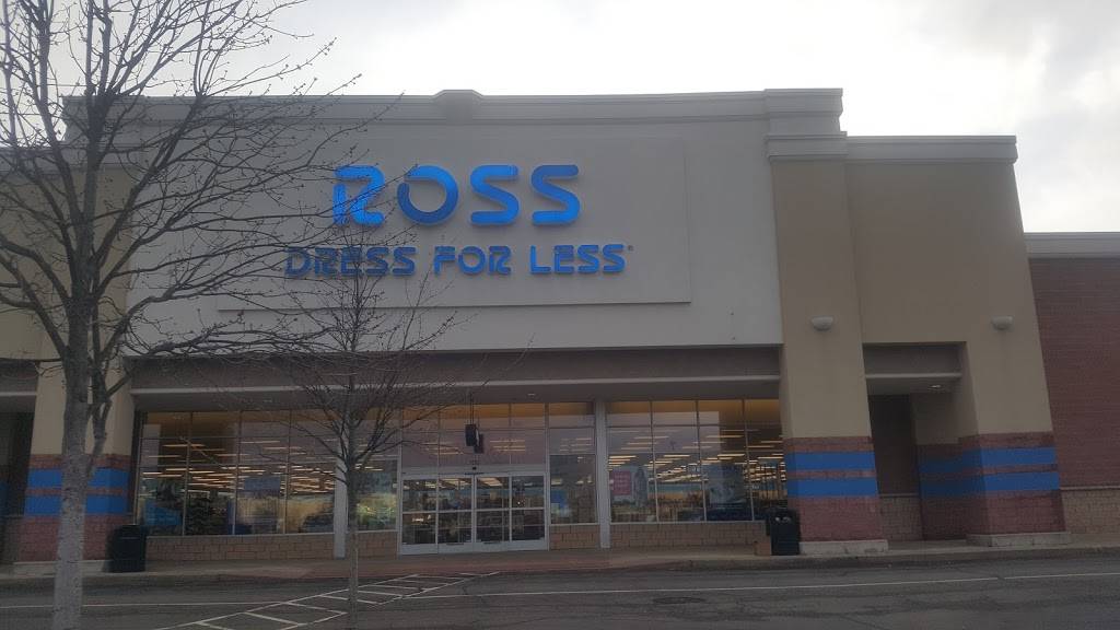 Ross Dress for Less | 1000 Village Center Dr, Tarentum, PA 15084, USA | Phone: (724) 275-1091