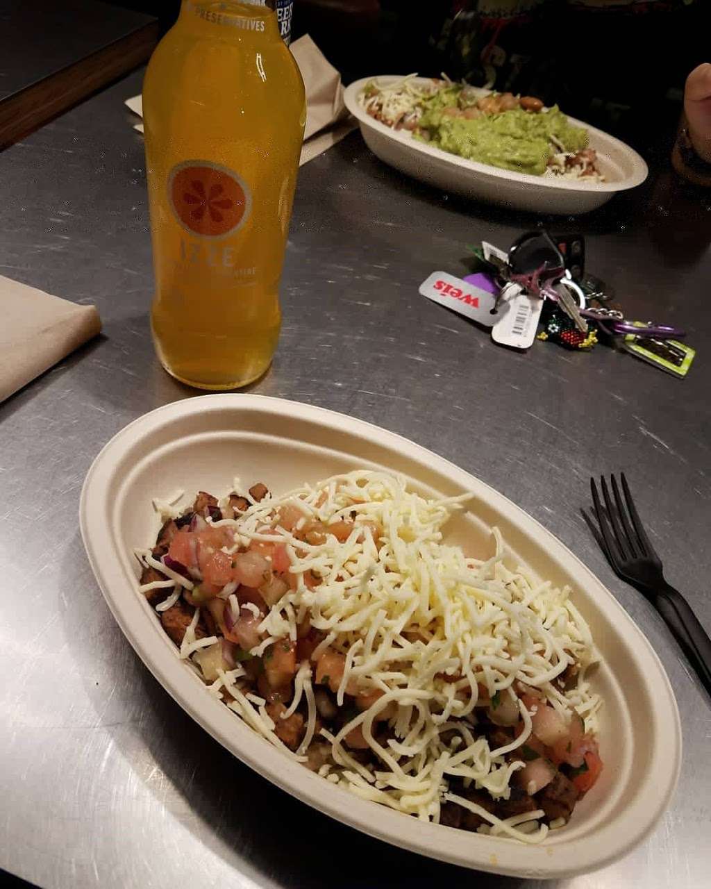 Chipotle Mexican Grill | 750 N Krocks Rd, Allentown, PA 18106, USA | Phone: (610) 336-8484