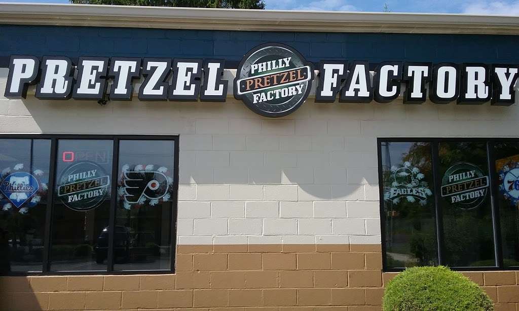 Philly Pretzel Factory | 499 Horsham Rd, Horsham, PA 19044, USA | Phone: (215) 442-1922