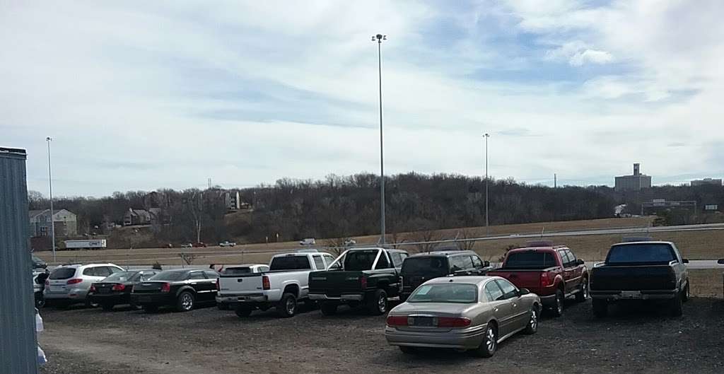 Public Auto Auction Live | 3505 Merriam Dr, Overland Park, KS 66203 | Phone: (913) 766-3389