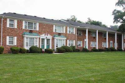 West Mill Gardens | 115 Old Short Hills Rd, West Orange, NJ 07052 | Phone: (973) 731-6282