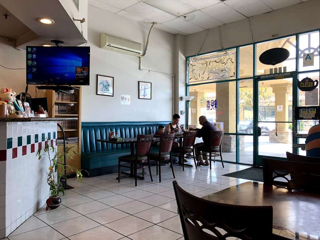 Old Country Cafe | N., 5805 Rosemead Blvd, Temple City, CA 91780, USA | Phone: (626) 291-5557