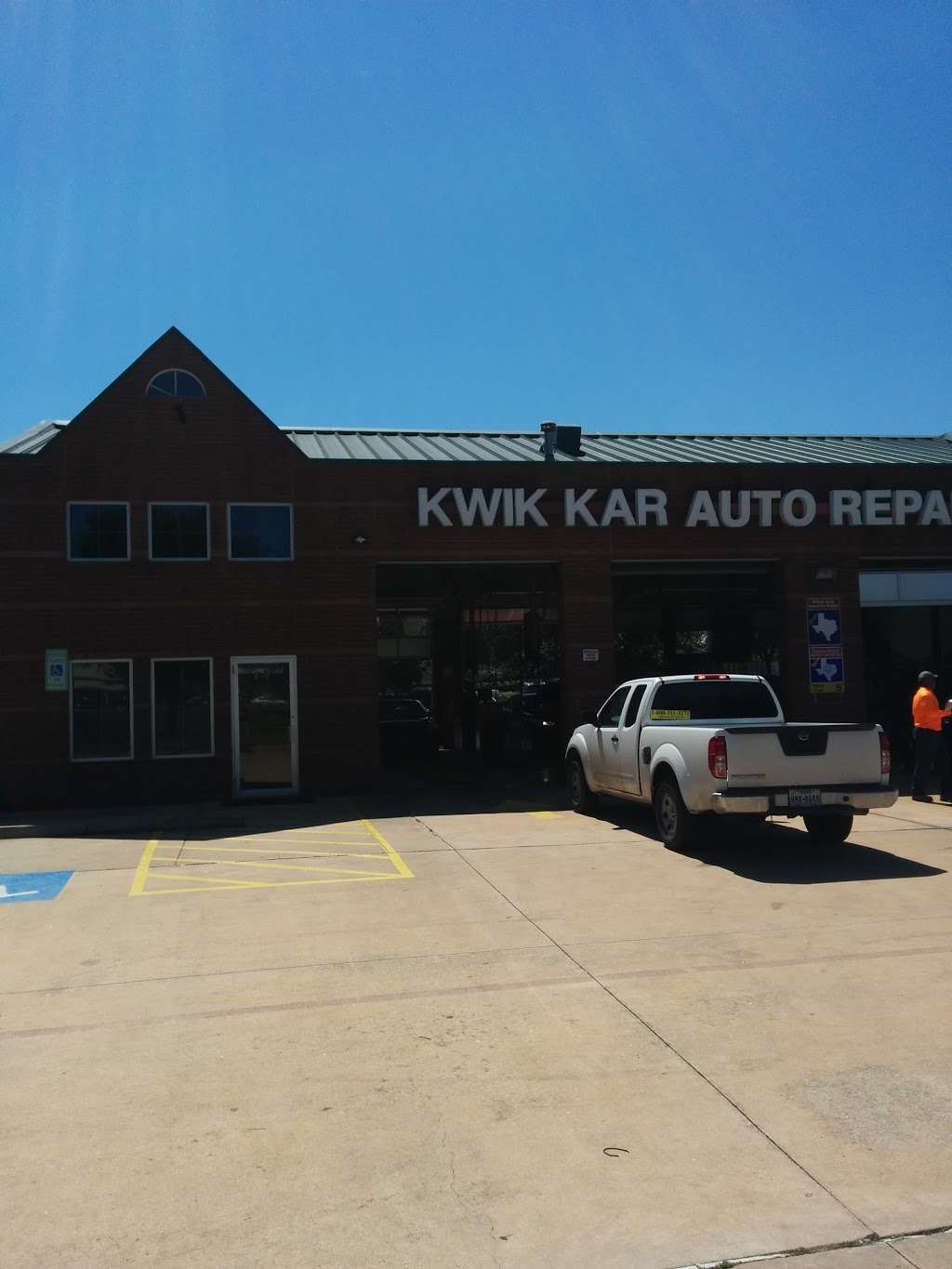 Greatwood Kwik Kar Lube & Tune | 1260 Crabb River Rd, Richmond, TX 77469, USA | Phone: (281) 545-9800
