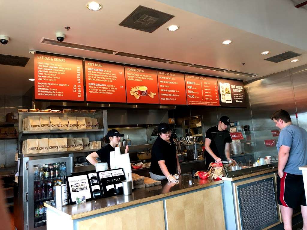 Chipotle Mexican Grill | 5006 Northwest Hwy Ste A, Crystal Lake, IL 60014 | Phone: (815) 444-1532