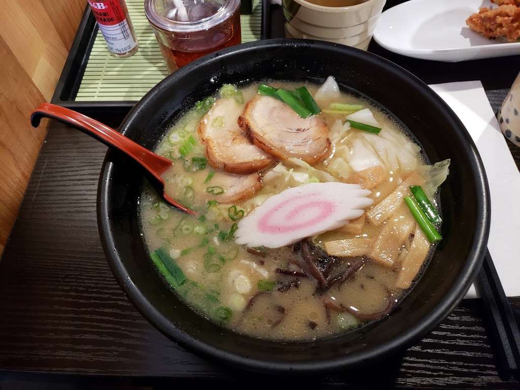 Rai Rai Ramen | 300 NJ-18 #33a, East Brunswick, NJ 08816, USA | Phone: (732) 360-8609