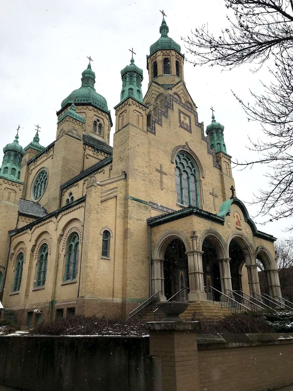 St Nicholas Ukrainian Catholic Cathedral | 835 N Oakley Blvd, Chicago, IL 60622, USA | Phone: (773) 276-4537