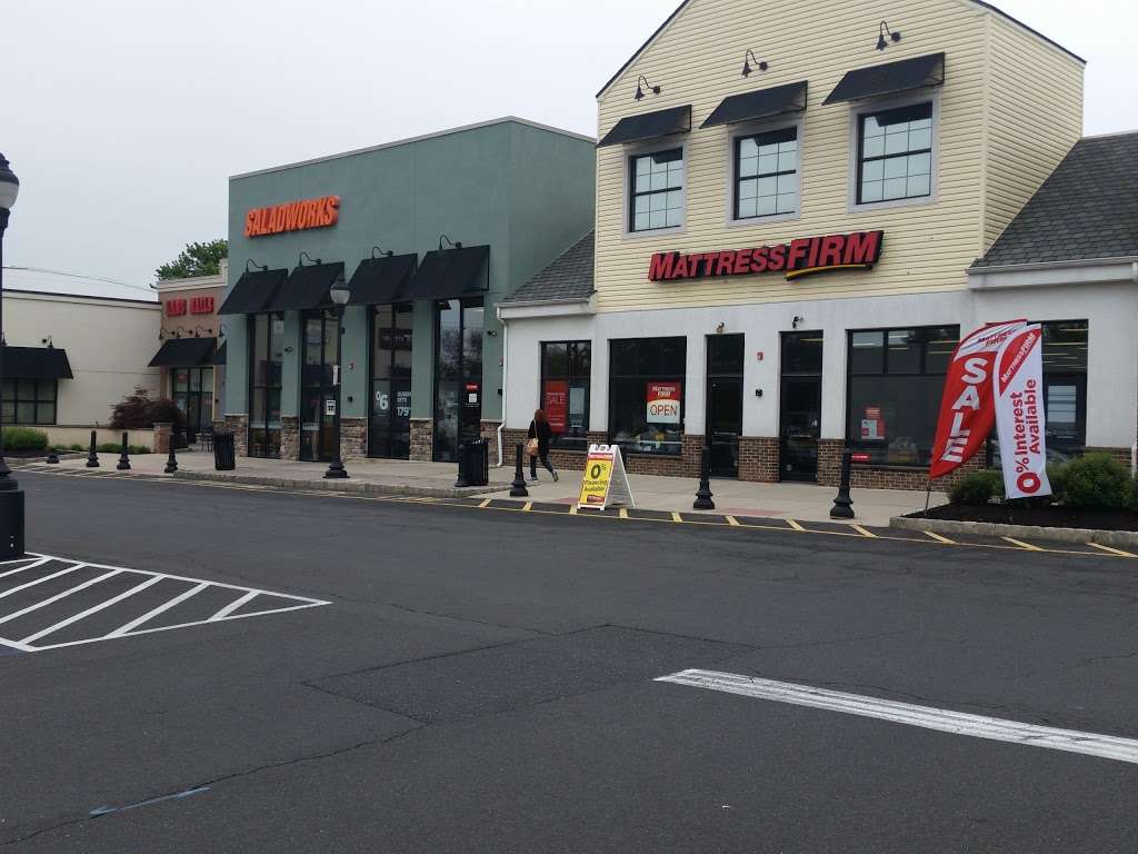 Mattress Firm Lansdale | 451 S Broad St, Lansdale, PA 19446, USA | Phone: (215) 412-2372