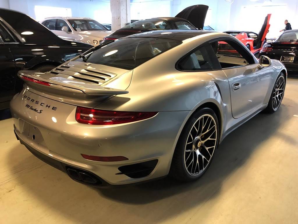 Manhattan Motorcars Porsche | 711 11th Ave, New York, NY 10019, USA | Phone: (877) 398-5126