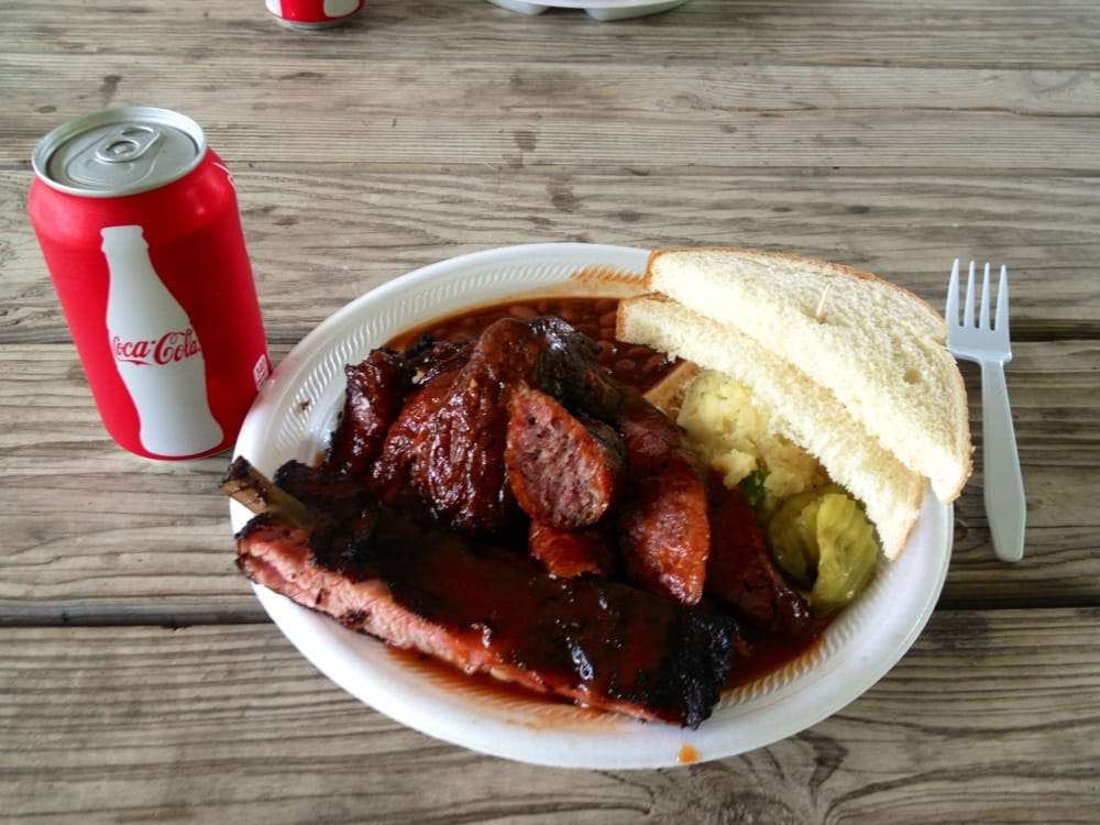 PAW PAW GIRLS BBQ & Catering Co. | 14340 Shepard Hill Rd, Willis, TX 77318, USA | Phone: (936) 828-1460