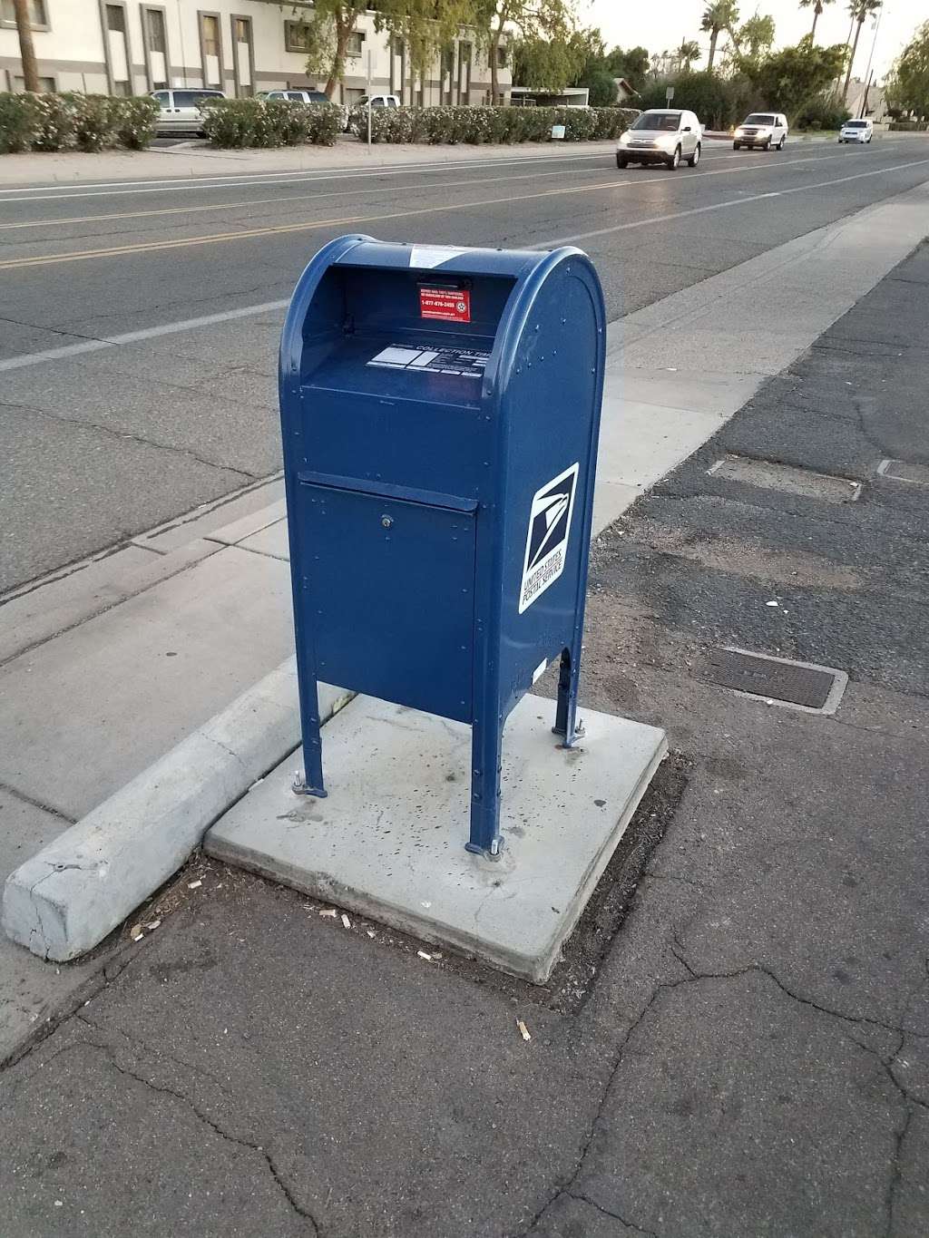 USPS Collection Box | Phoenix, AZ 85014, USA | Phone: (800) 222-1811