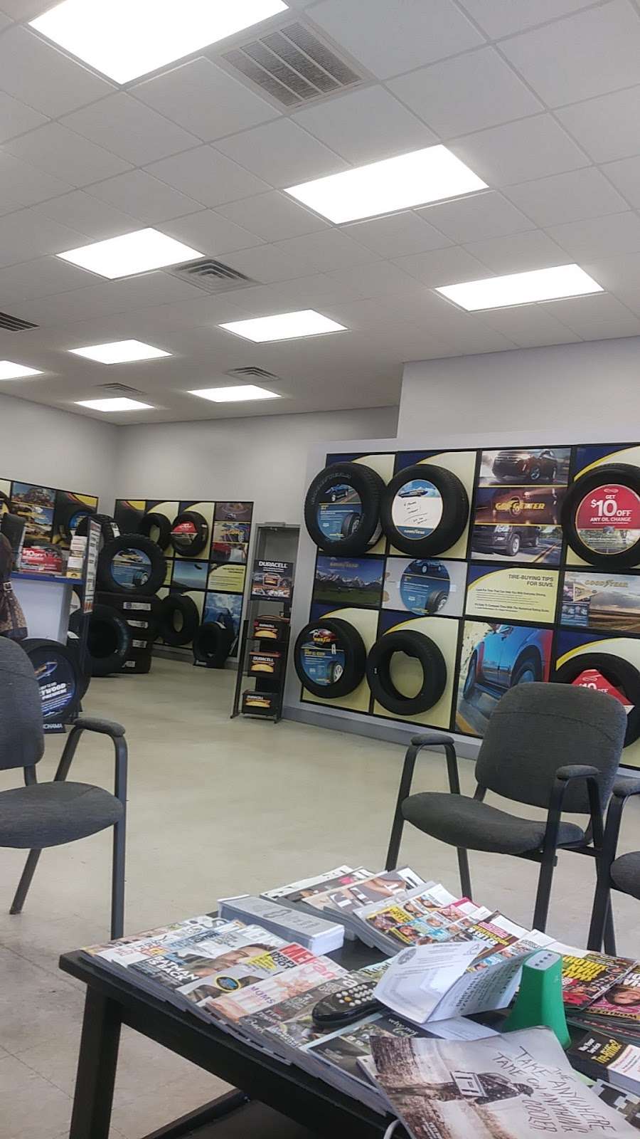 Mr. Tire Auto Service Centers | 270 Stadium St, Smyrna, DE 19977, USA | Phone: (302) 653-4656