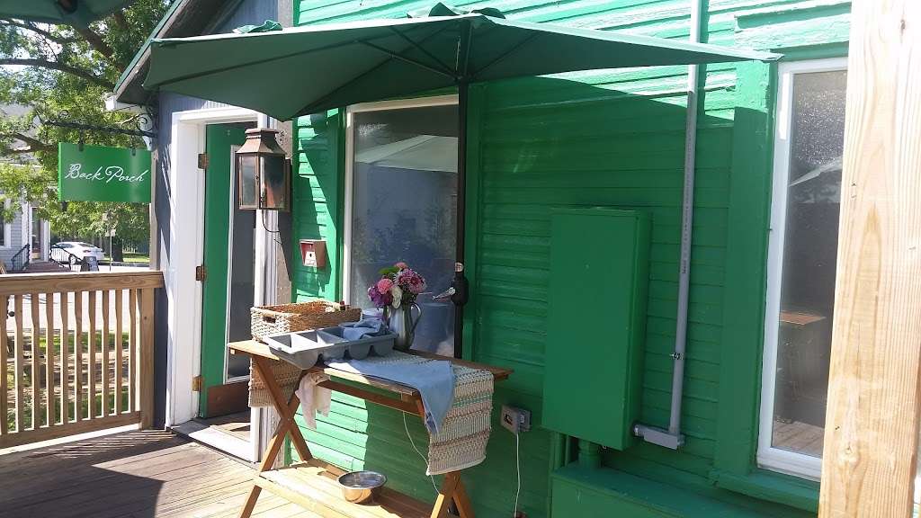 Front Porch Market & Grill | 6483 Main St, The Plains, VA 20198, USA | Phone: (540) 253-2018