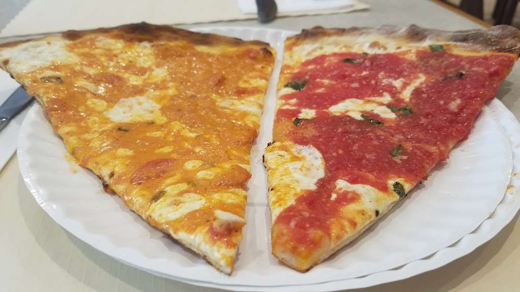 Ciro Pizza Cafe | 862 Huguenot Ave, Staten Island, NY 10312, USA | Phone: (718) 605-0620