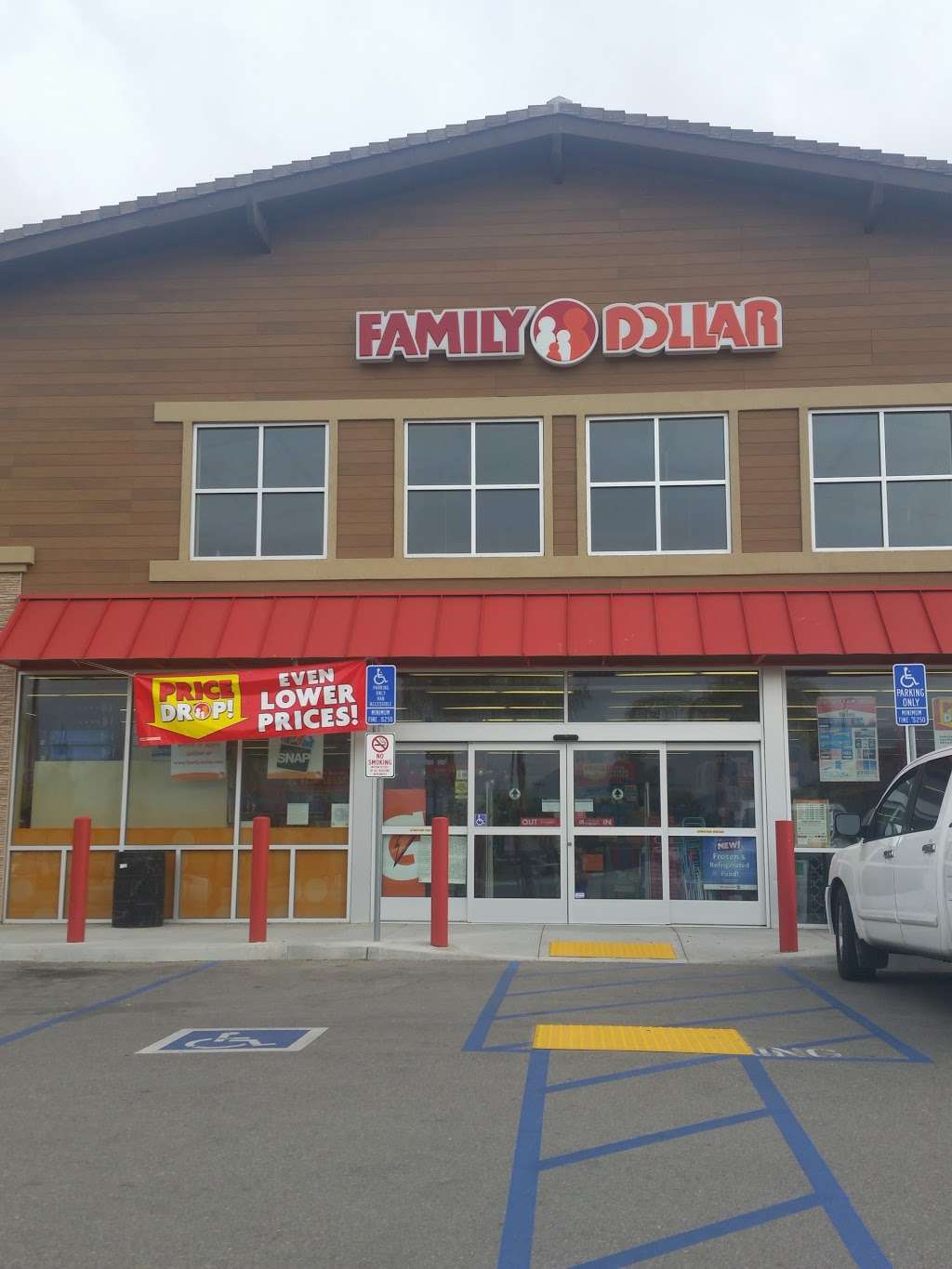 Family Dollar | 803 Ventura St, Fillmore, CA 93015, USA | Phone: (805) 265-4076