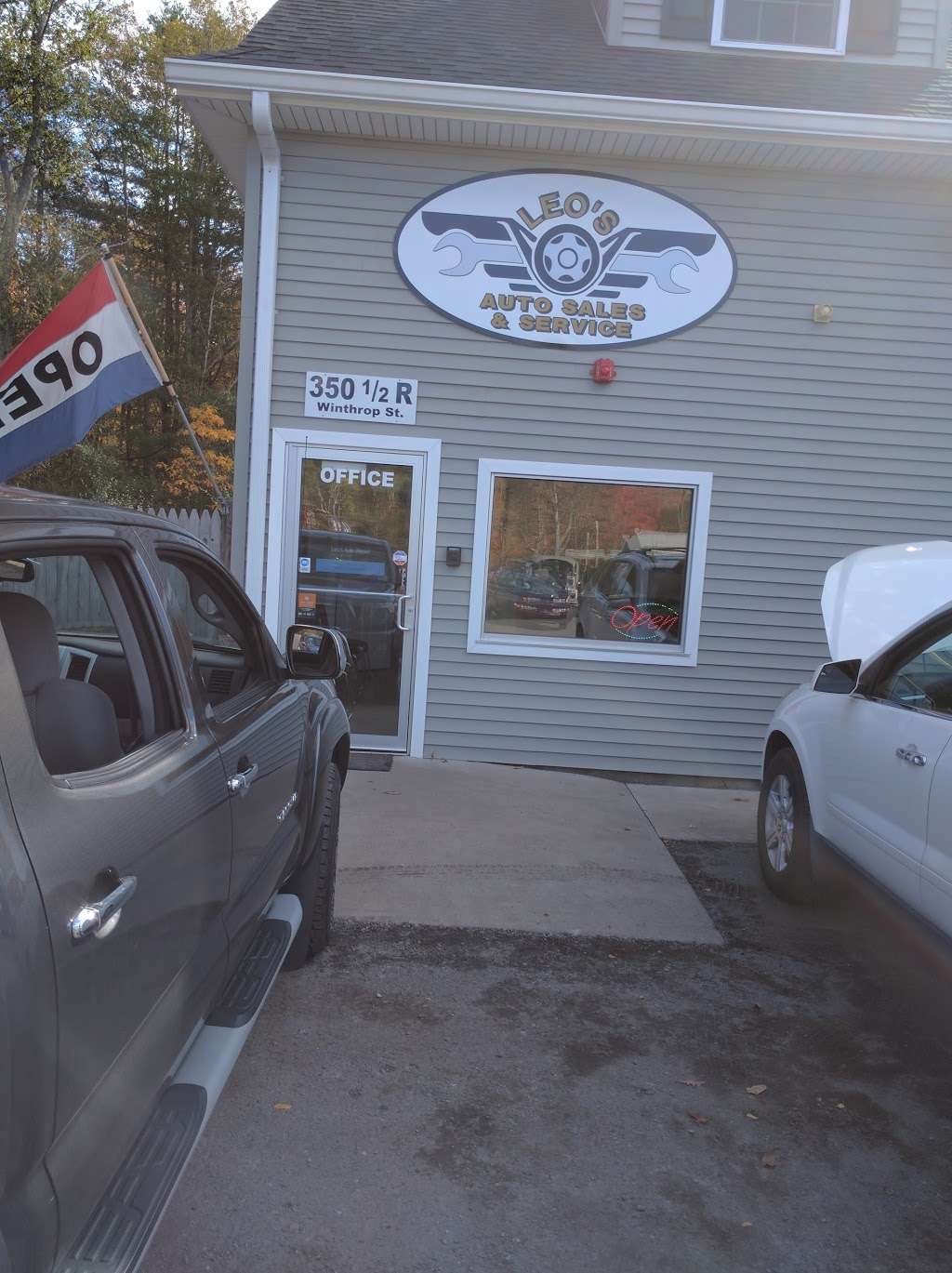 Leos Auto Sales & Service | 350 1/2 R Winthrop St, Taunton, MA 02780, USA | Phone: (508) 821-5540