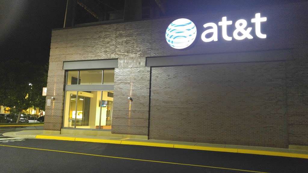 AT&T Store | 14900 Potomac Town Pl #100, Woodbridge, VA 22191, USA | Phone: (703) 810-8700