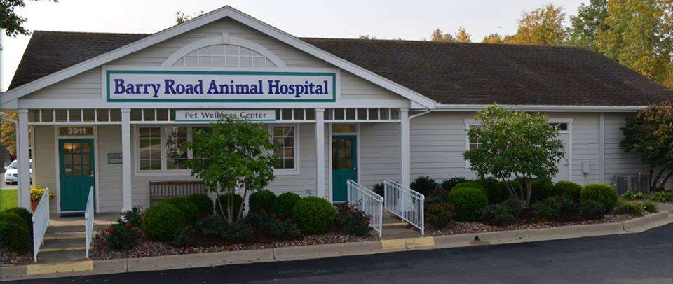 Barry Road Animal Hospital | 3911 NW Barry Rd, Kansas City, MO 64154, USA | Phone: (816) 436-6700