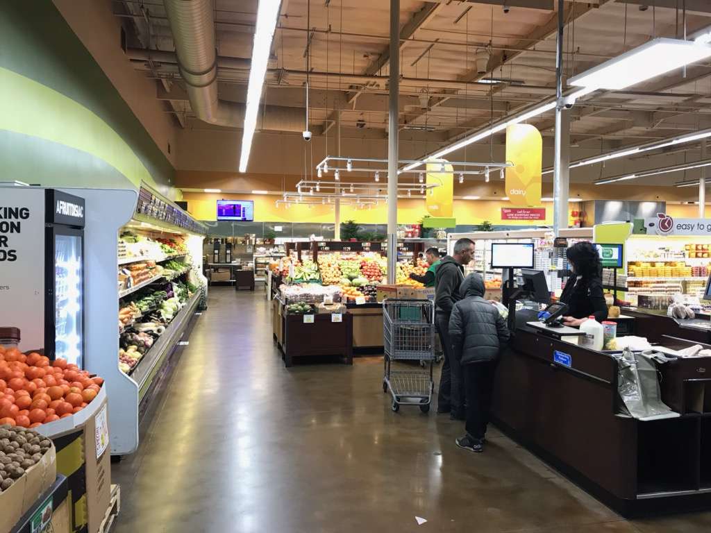 Royal Fresh Market | 12811 Sherman Way, North Hollywood, CA 91605, USA | Phone: (818) 626-5577