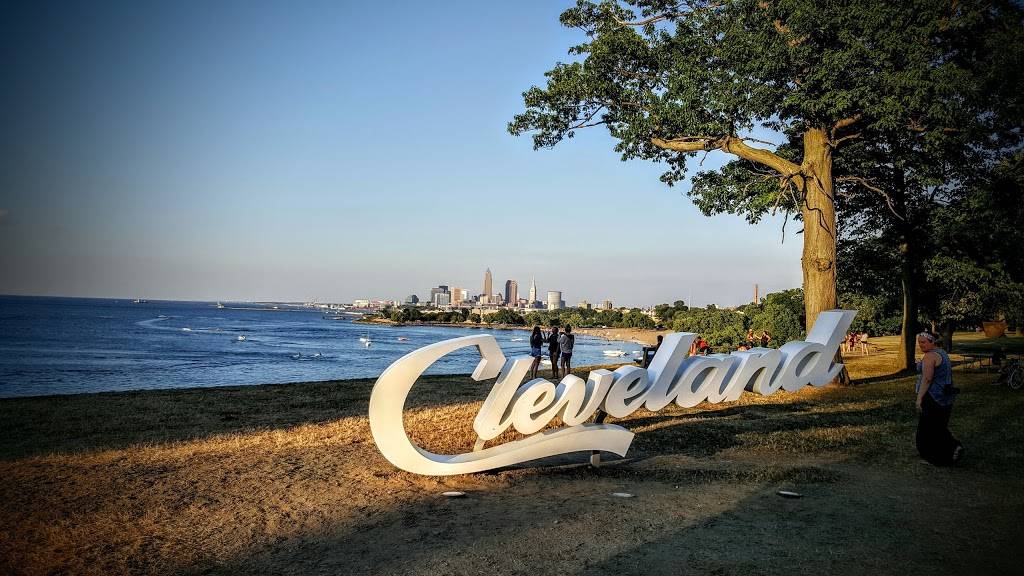 Edgewater Pier | 6500 Cleveland Memorial Shoreway, Cleveland, OH 44102, USA | Phone: (216) 635-3200