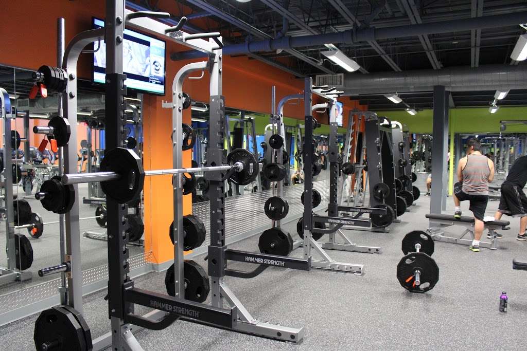 Charter Fitness of North Riverside, IL | 1770 S Harlem Ave, North Riverside, IL 60546 | Phone: (708) 488-0062