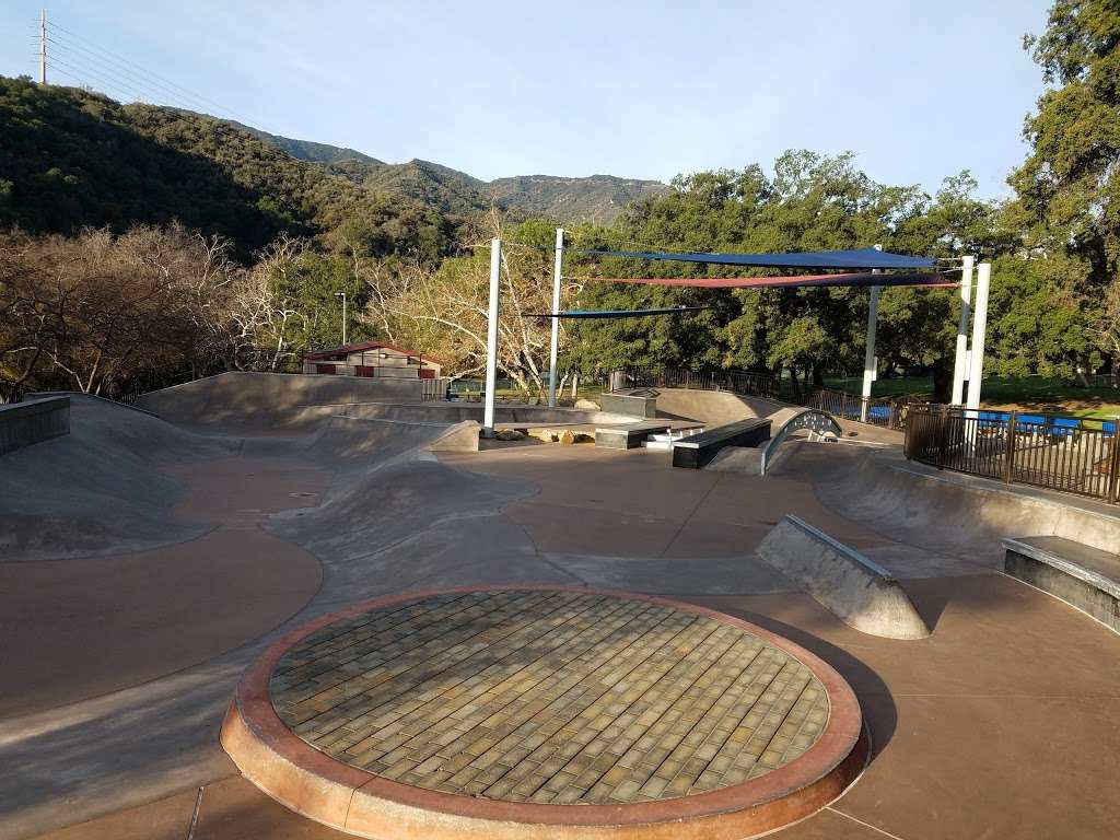 Crescenta Valley Community Regional Park | 3901 Dunsmore Ave, La Crescenta, CA 91214 | Phone: (818) 249-5940