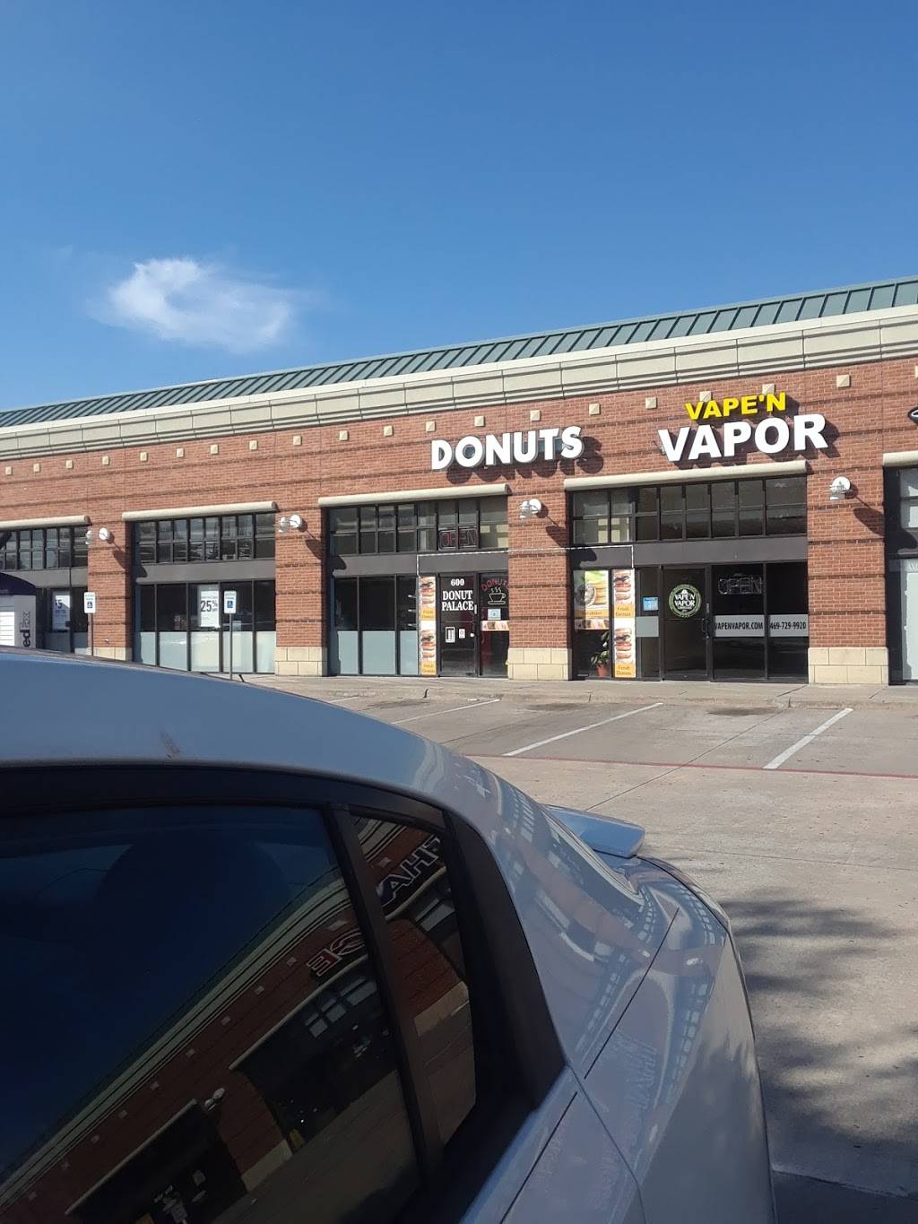 Donut Palace | 18111 Dallas Pkwy #600, Dallas, TX 75287, USA | Phone: (972) 248-9369