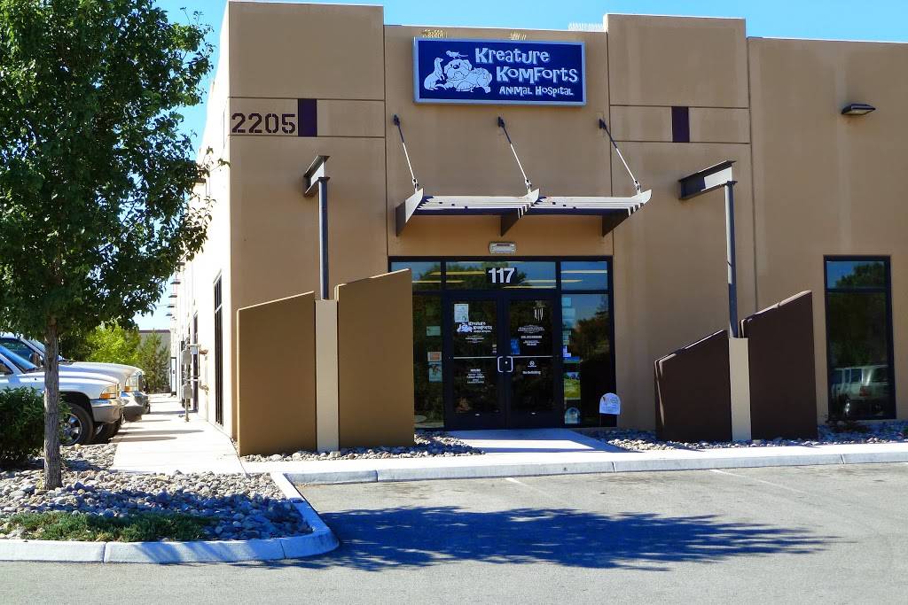 Kreature Komforts Animal Hospital | 2205 Glendale Ave #117, Sparks, NV 89431, USA | Phone: (775) 356-5524