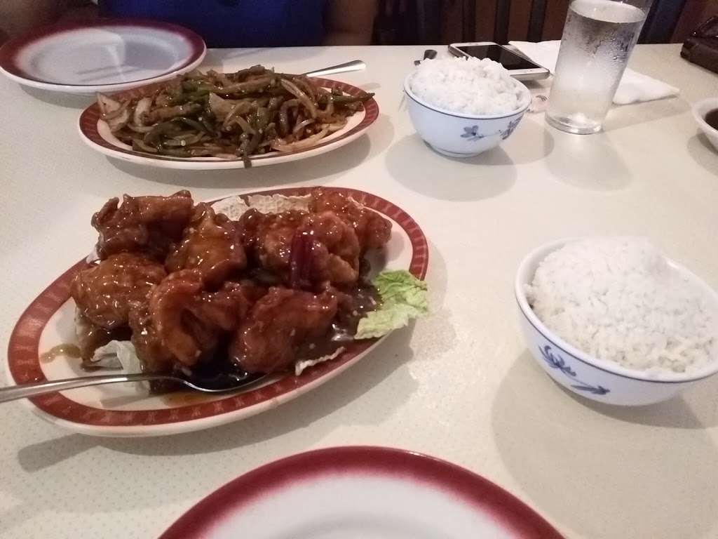 Duck Changs | 4427 John Marr Dr, Annandale, VA 22003 | Phone: (703) 941-9400