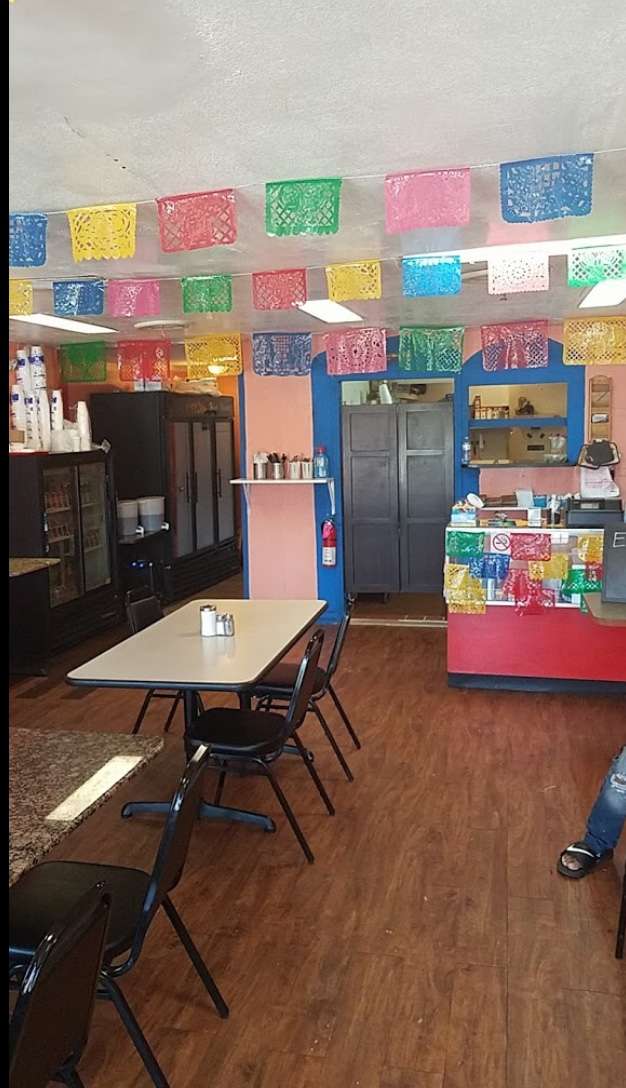 Moninas Mexican Restaurant | 3950 S Zarzamora St, San Antonio, TX 78225, USA | Phone: (210) 475-3830