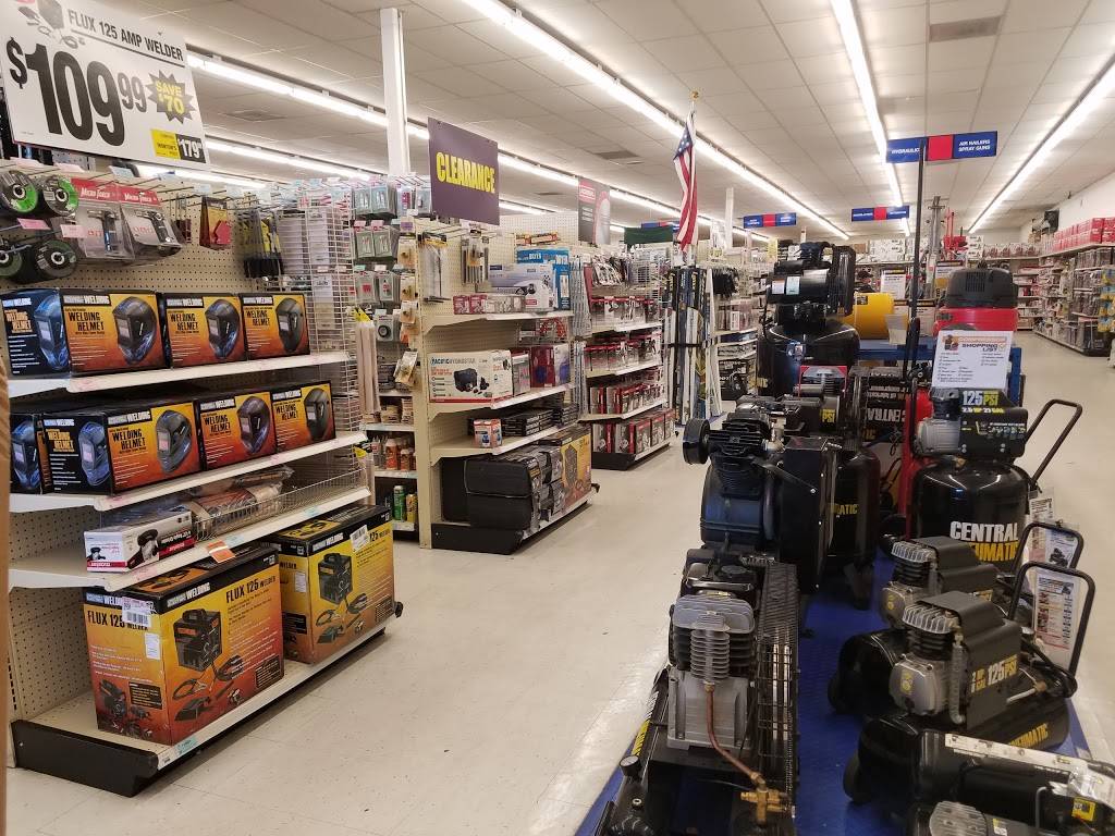 Harbor Freight Tools | 3333 N Yarbrough Dr, El Paso, TX 79925, USA | Phone: (915) 591-9084