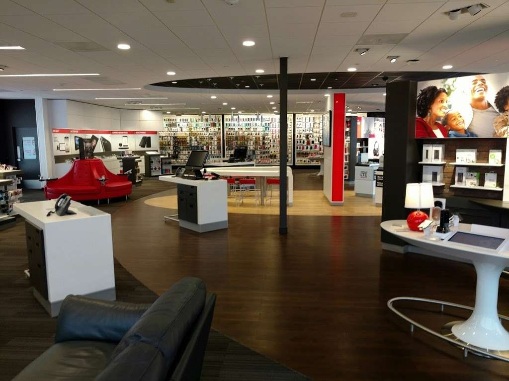 Verizon | 731 W Sproul Rd, Springfield, PA 19064, USA | Phone: (610) 338-1880