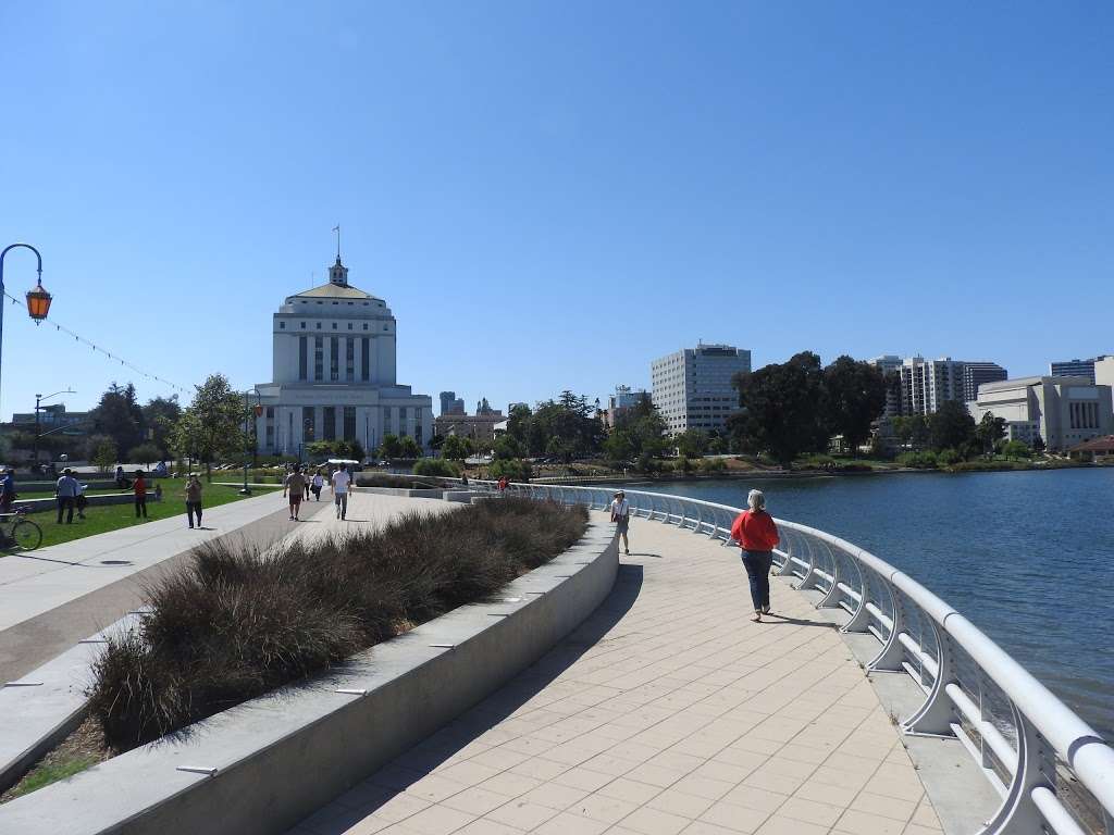 Alameda County Superior Courthouse | 1225 Fallon St, Oakland, CA 94612, USA | Phone: (510) 891-6000