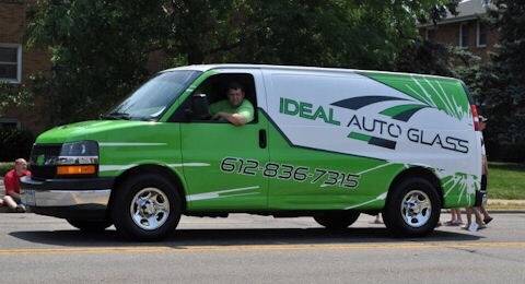 iDeal Auto Glass | 2767 Long Lake Rd, Roseville, MN 55113, USA | Phone: (612) 836-7315