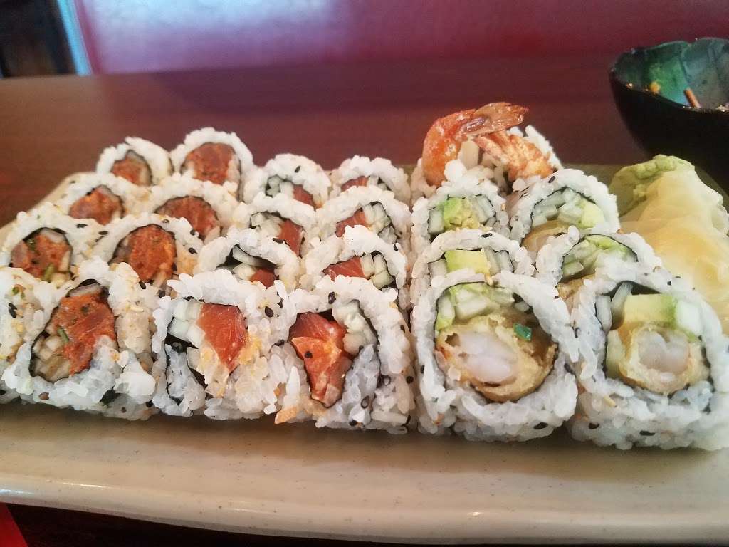 Ku-Ru Sushi & Grill | 1322 US Hwy 70 SE, Hickory, NC 28602, USA | Phone: (828) 838-1444