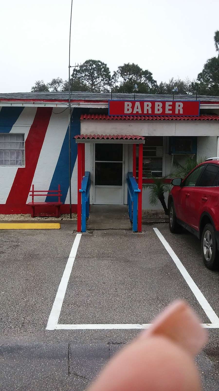 Sharons Christmas Barber Shop | 25002 E Colonial Dr, Christmas, FL 32709, USA | Phone: (407) 580-8105