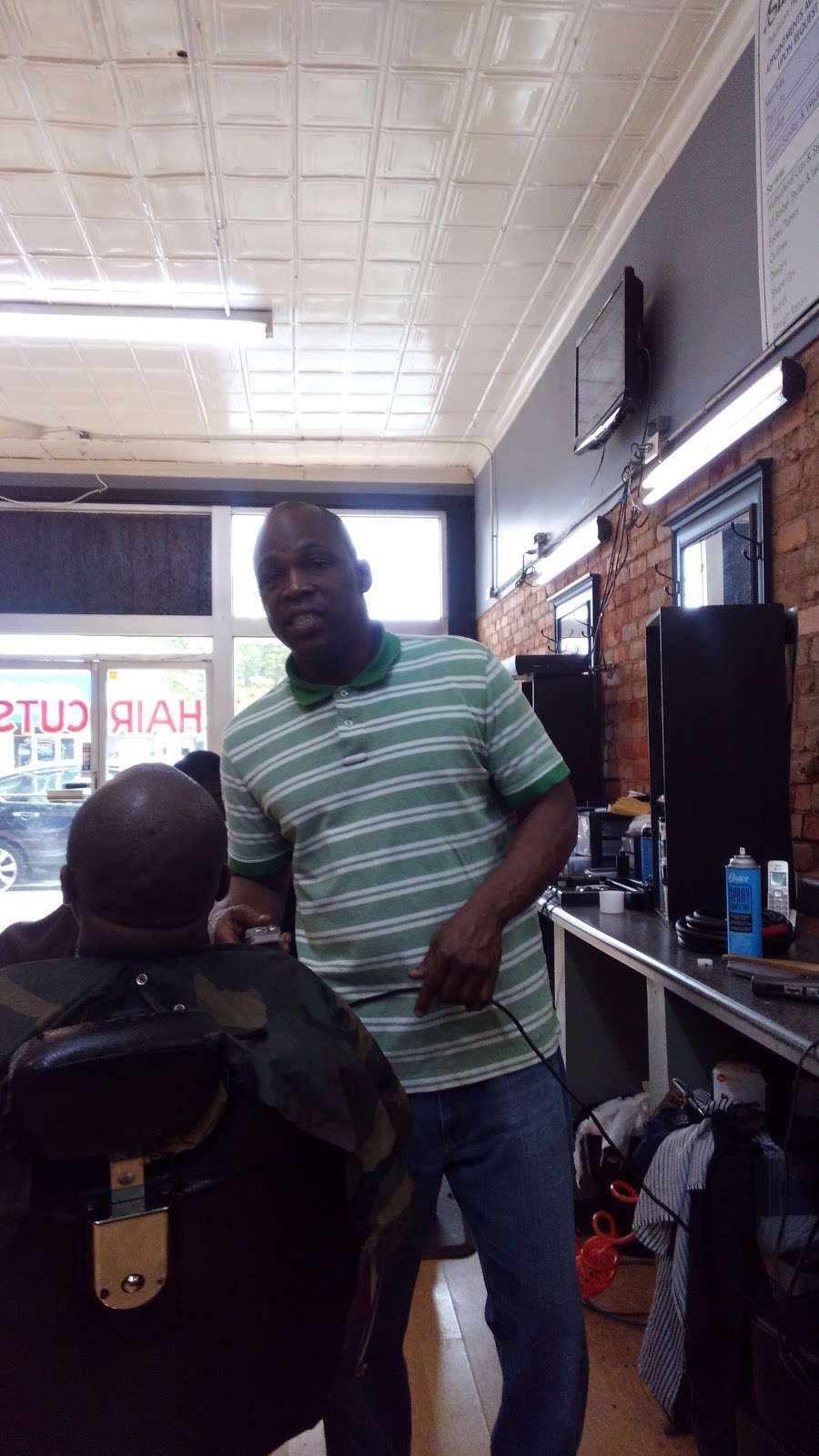 Slicers Barber & Styling Lounge | 324 Main St, Pineville, NC 28134, USA | Phone: (704) 889-0048