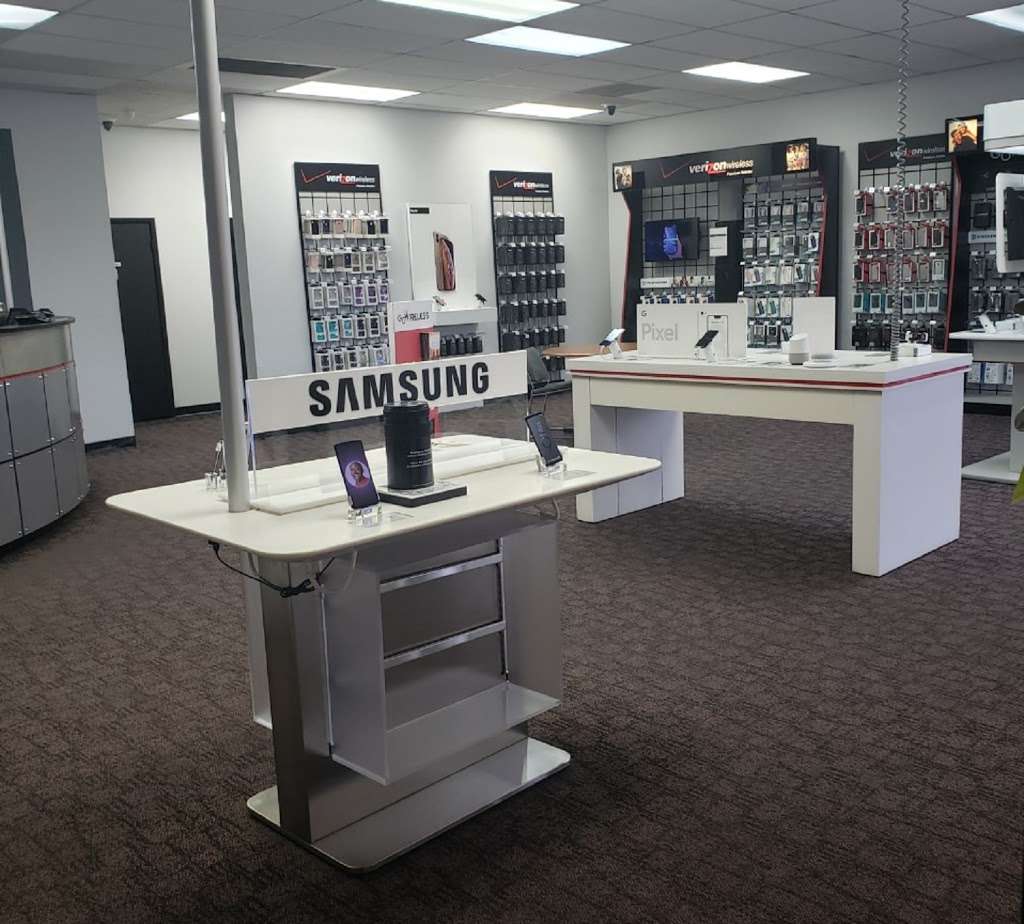 Verizon Authorized Retailer – GoWireless | 1312 Nevada Hwy #A, Boulder City, NV 89005, USA | Phone: (702) 293-9070