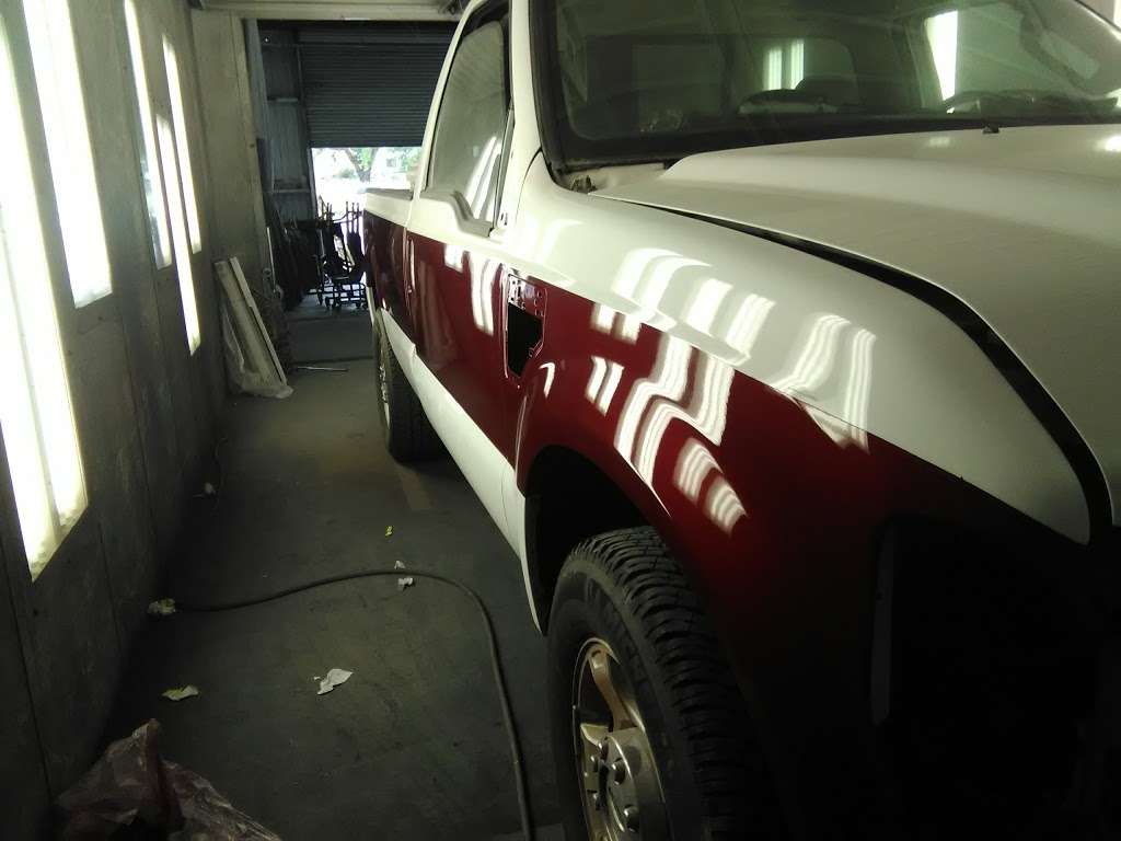 Richs Auto Paint & Body Repair | 3150 Petaluma Blvd N, Petaluma, CA 94952, USA | Phone: (707) 769-3131